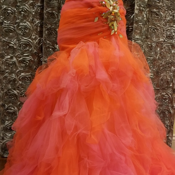 Formal Gown - Picture 3 of 3